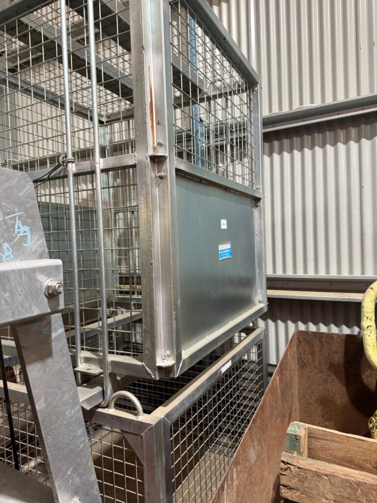 Brick Cage And Parts Cage